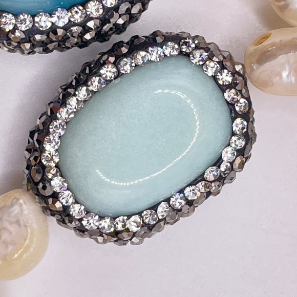 Iris & Lily London New Freshwater Pearl Gemstone Rhinestone Long Necklace - Picture 6 of 16